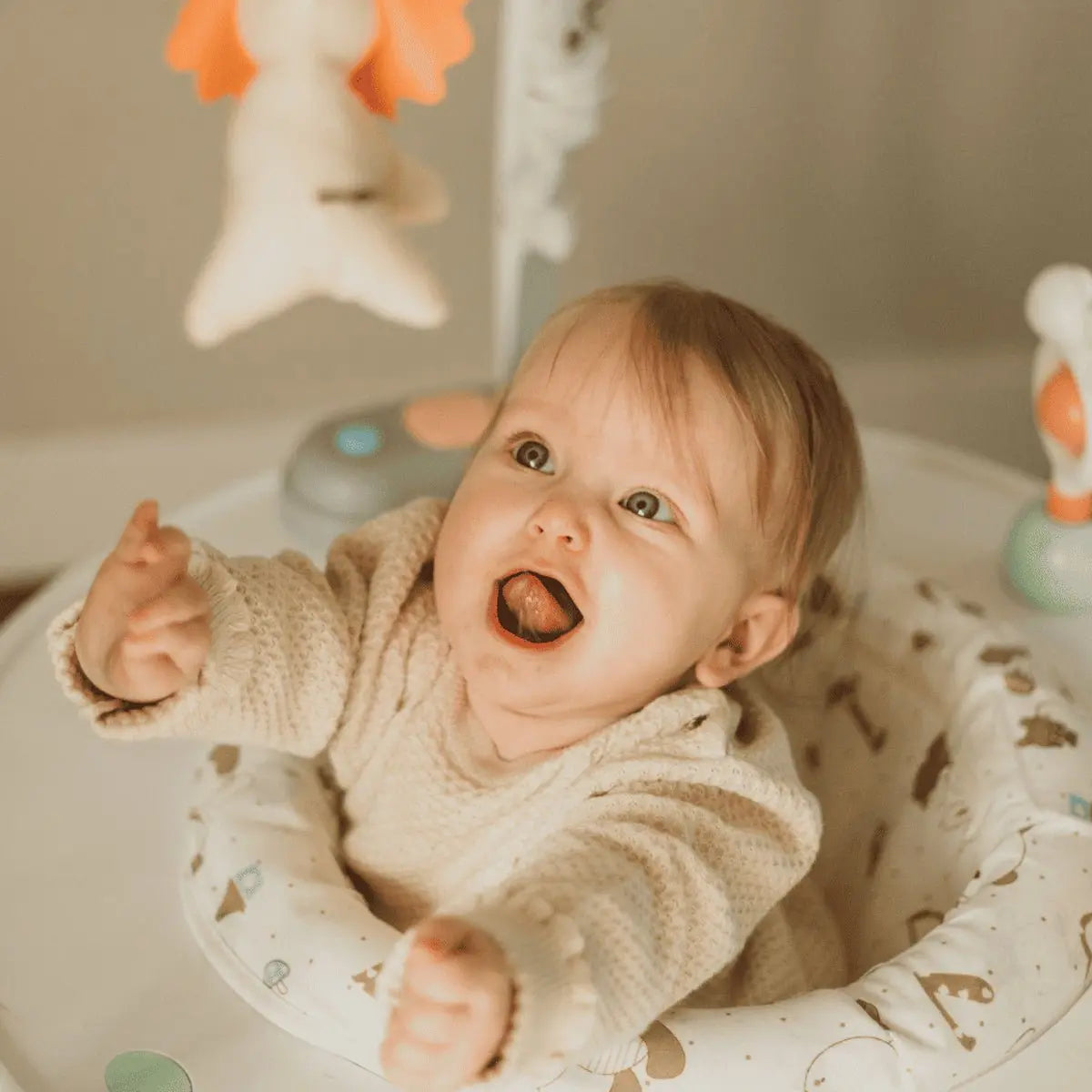 Cuddobaby 4 in 1 activity center - Cuddobaby