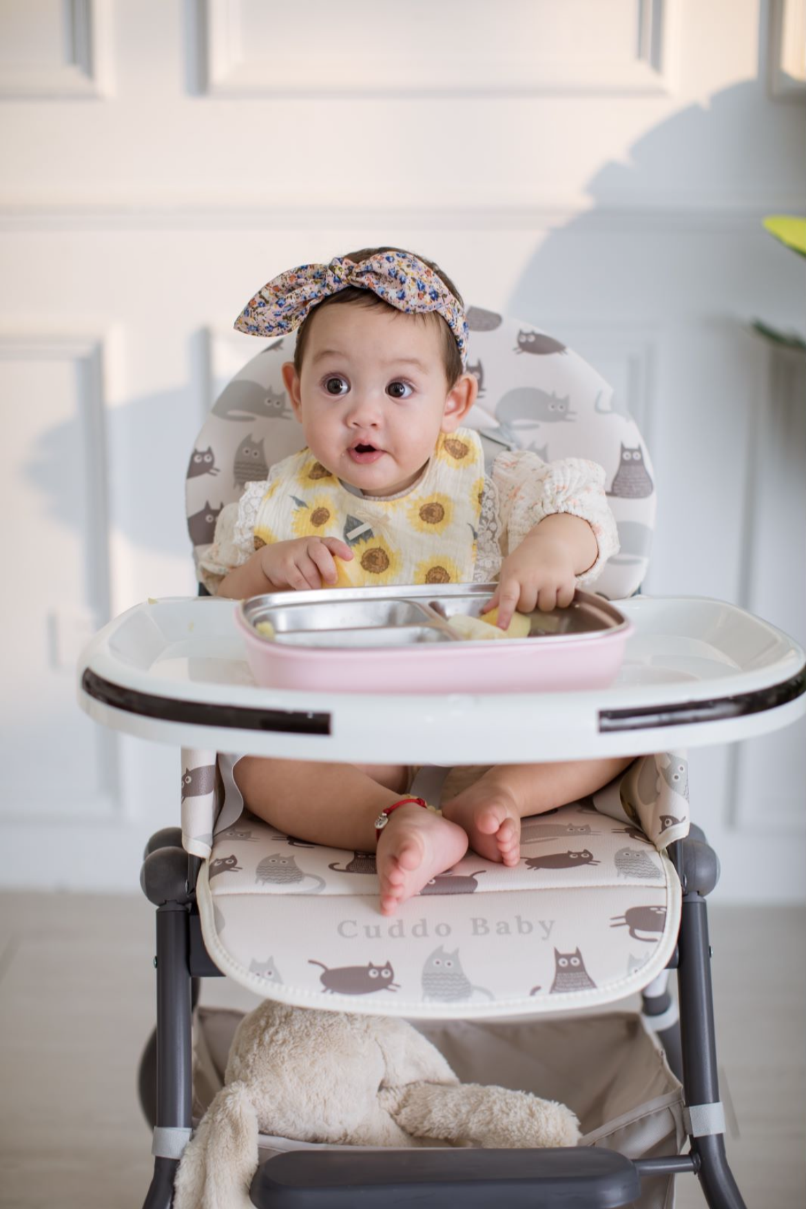 High Chair | Friends + Free Powder Pink Bib