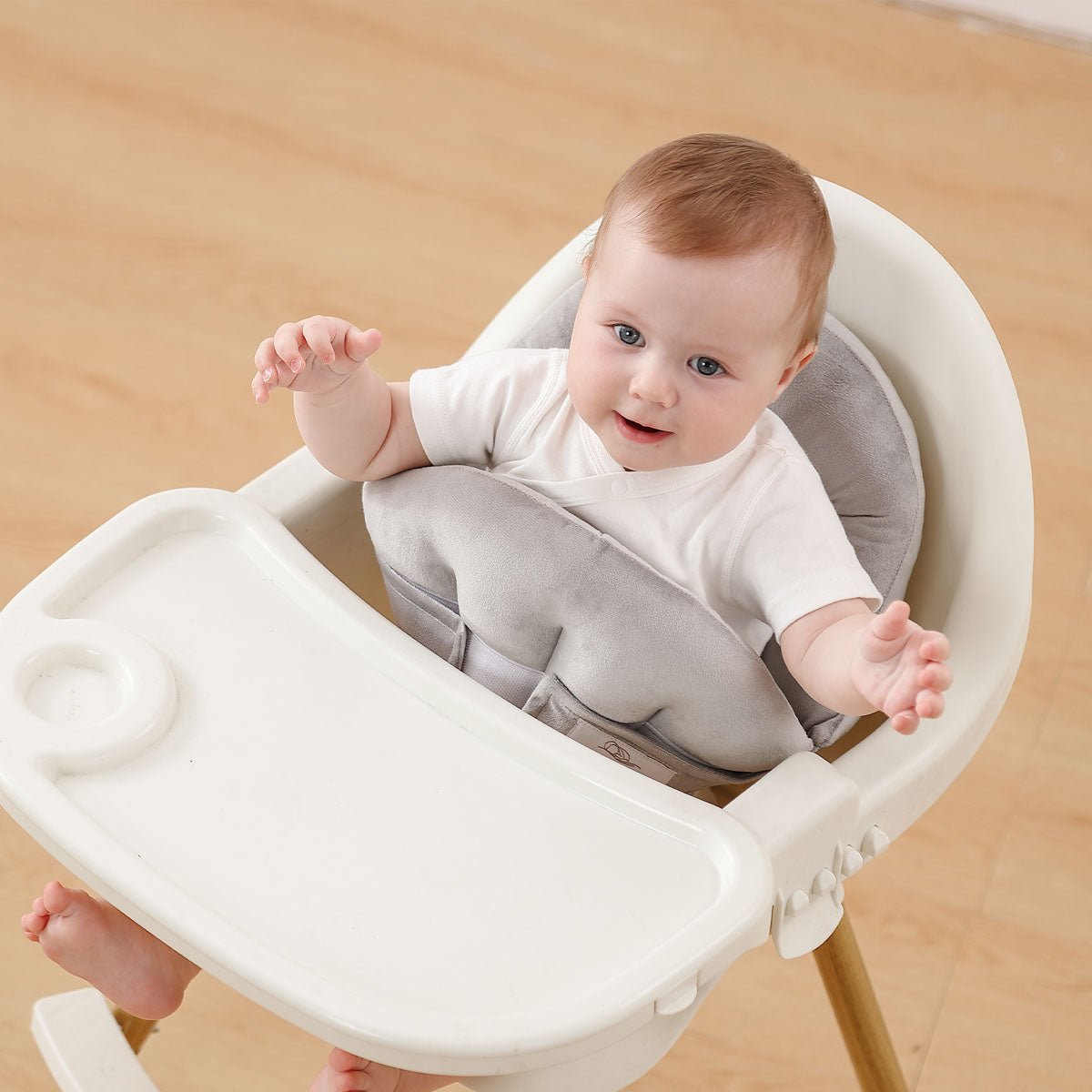 Cuddobaby HuggaPod Portable Baby Seated Support - CuddobabyCuddobaby HuggaPod Portable Baby Seated Support